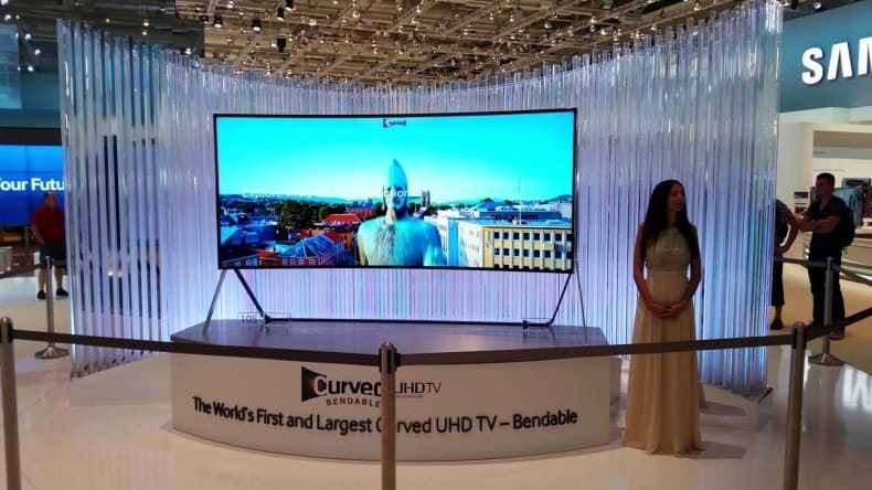 Samsung Class 105S9 Curved 4K TV